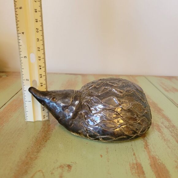 Vintage Handmade Studio Pottery Metallic Bronzed Glazed Hedgehog Mole Figurine - Picture 12 of 16